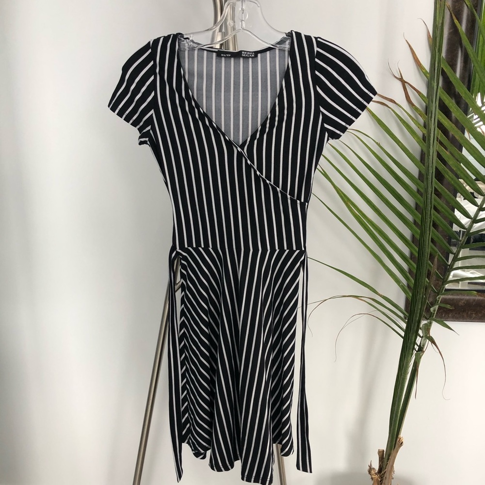 Wrap around style dress
